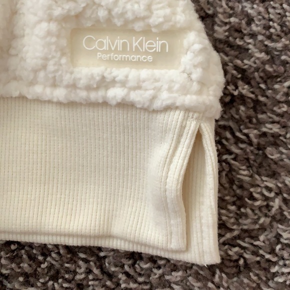 Calvin Klein Sherpa Sweater - Picture 11 of 11